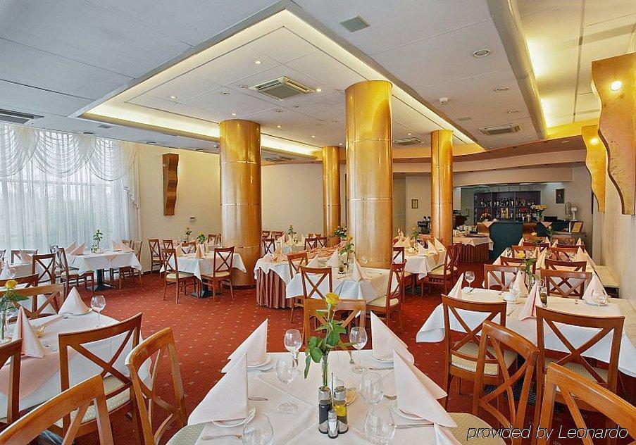 Hotel Orient Krakow Restoran fotoğraf